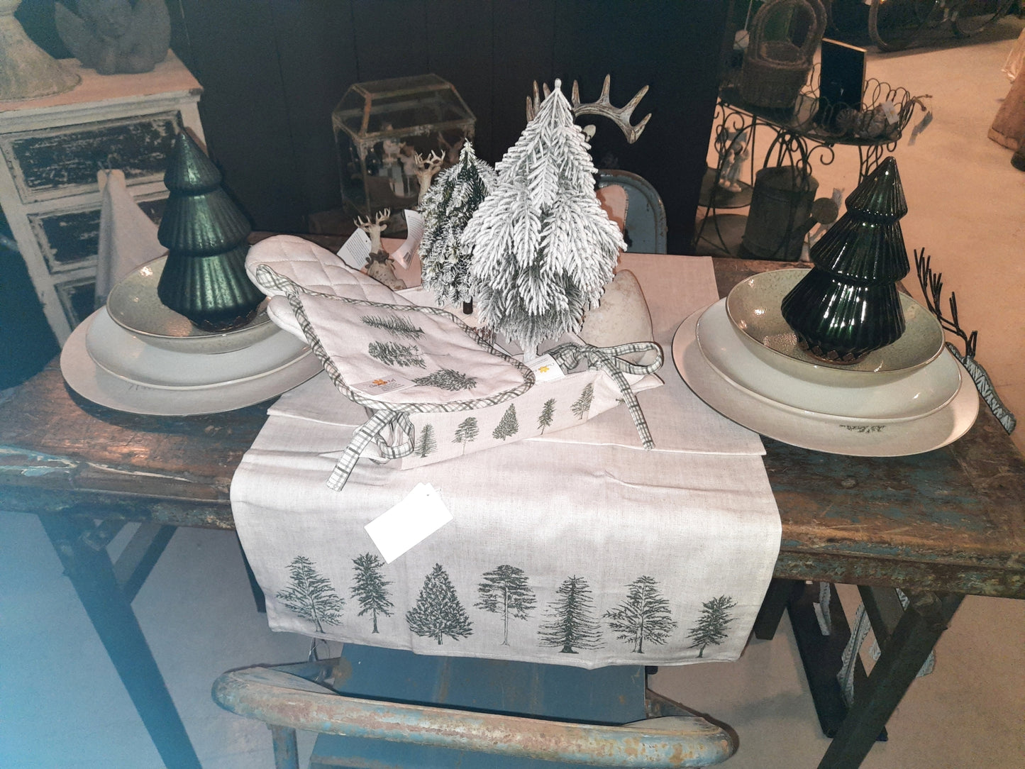 Winter tablecloth made of 100% cotton