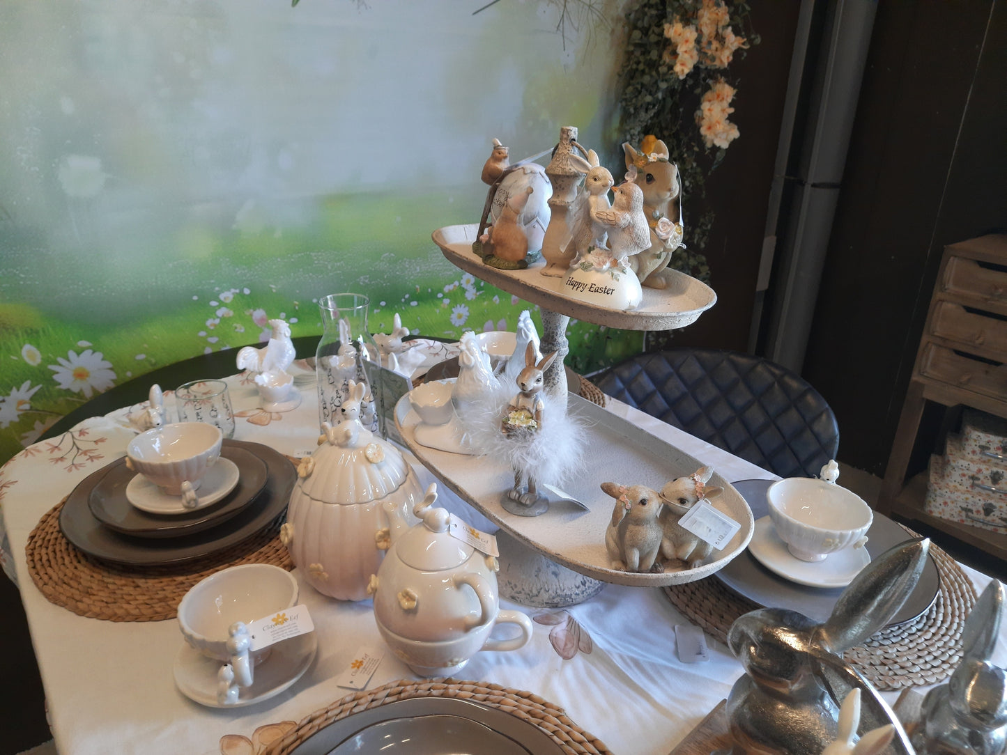 Etagere ovale Shabby Chic a due ripiani in metallo color beige