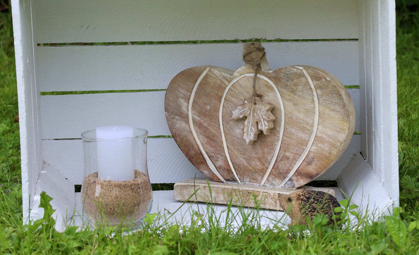 Figura di zucca in legno
