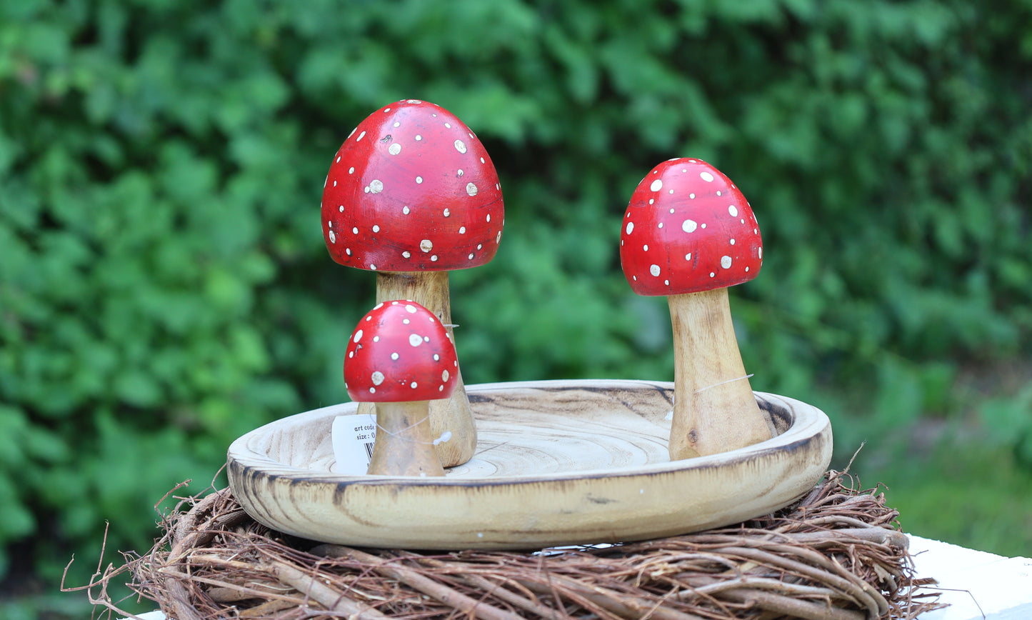 Decorazione autunnale in legno di agarico muscario