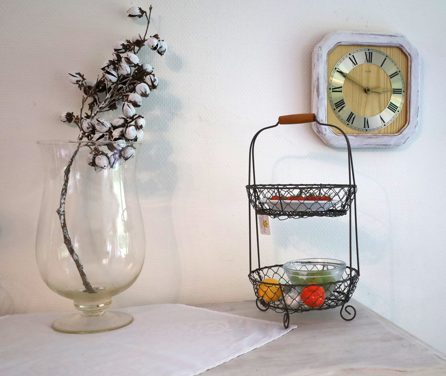 Obstkorb / Obstschale, Etagere mit Draht-Körben, Ablage für die Küche