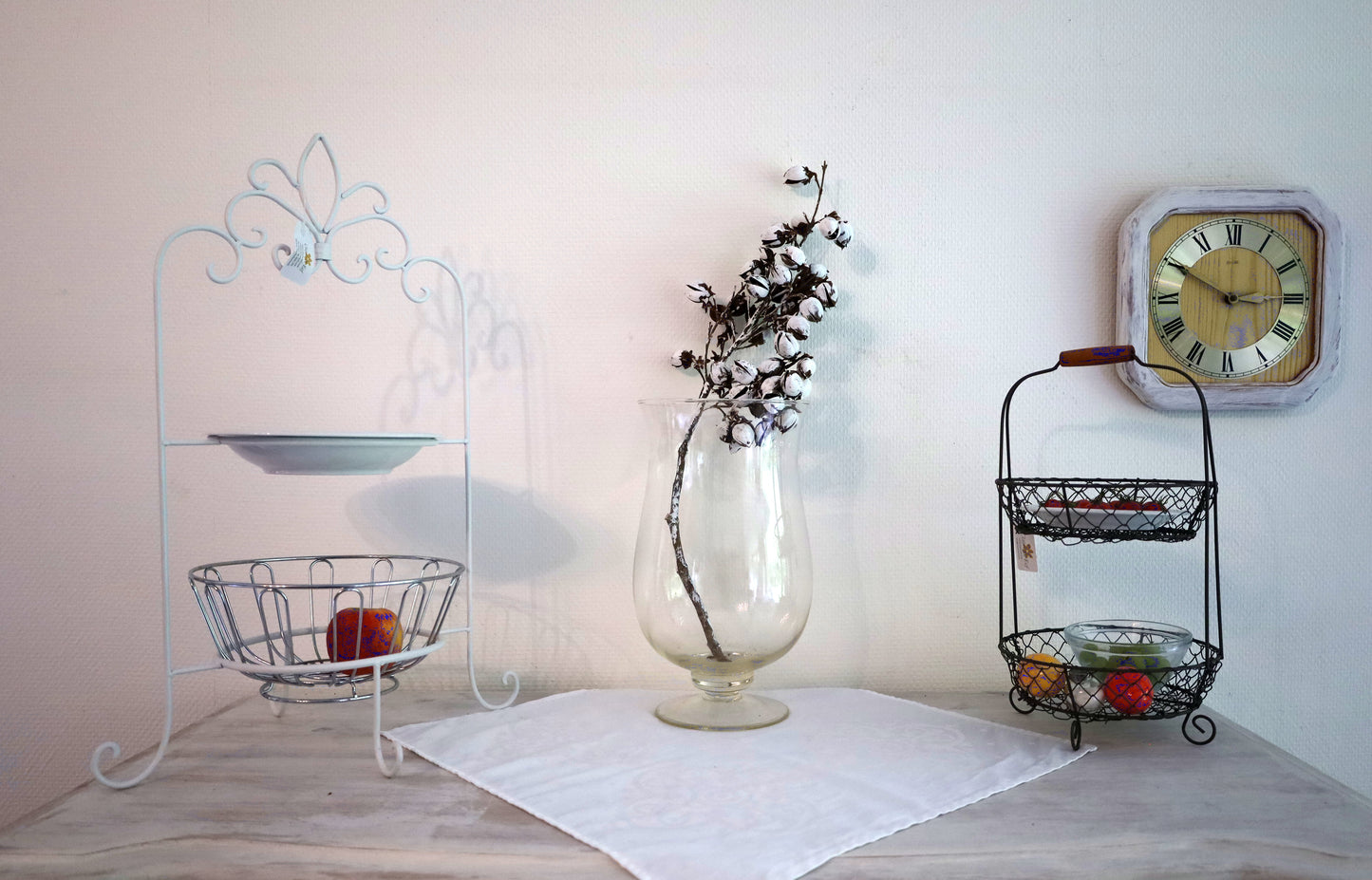 Obstkorb / Obstschale, Etagere mit Draht-Körben, Ablage für die Küche