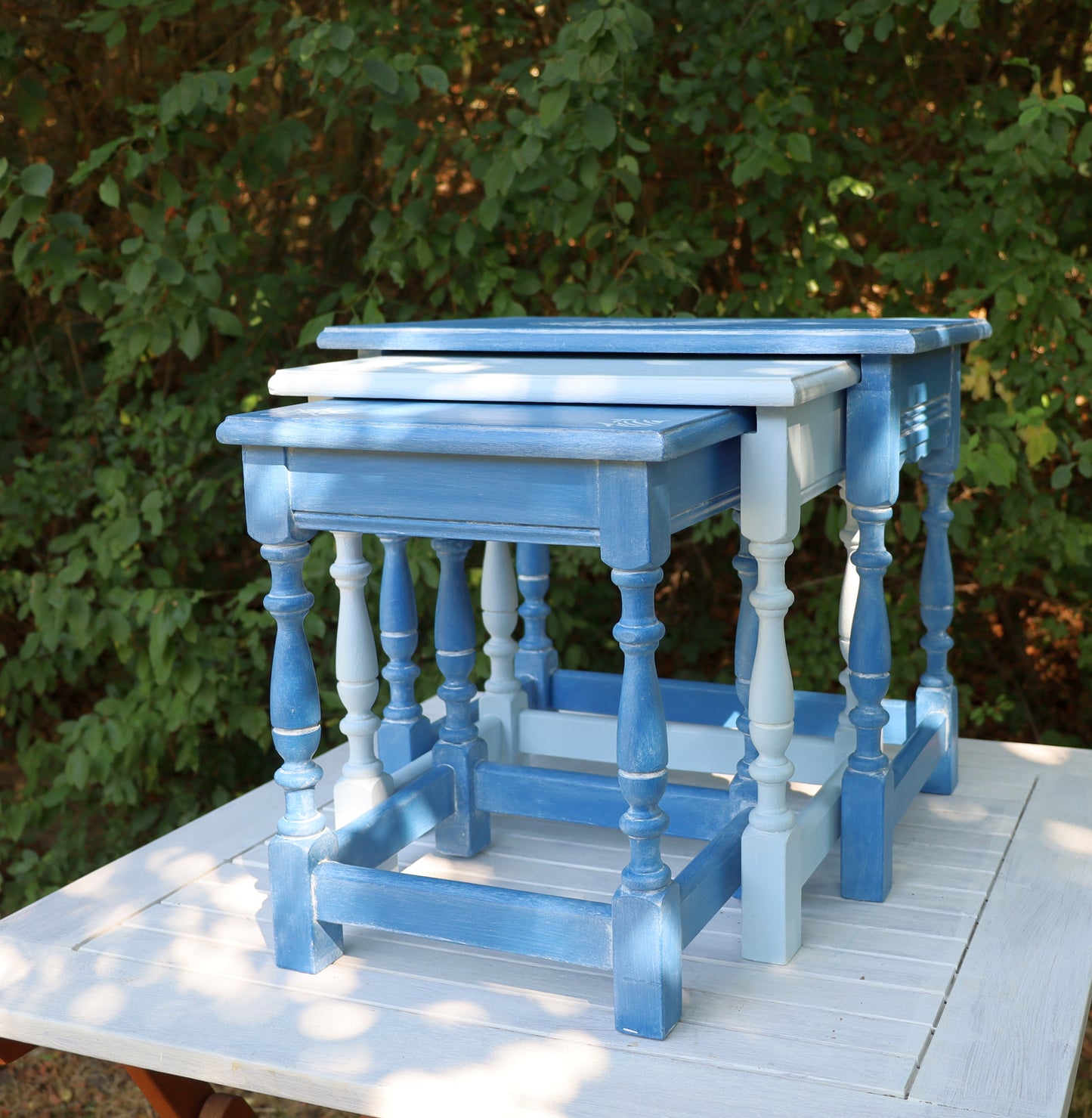 Beistelltische aus Holz in Blau mit maritimen Motiven, 3er Set im Shabby Chic Stil