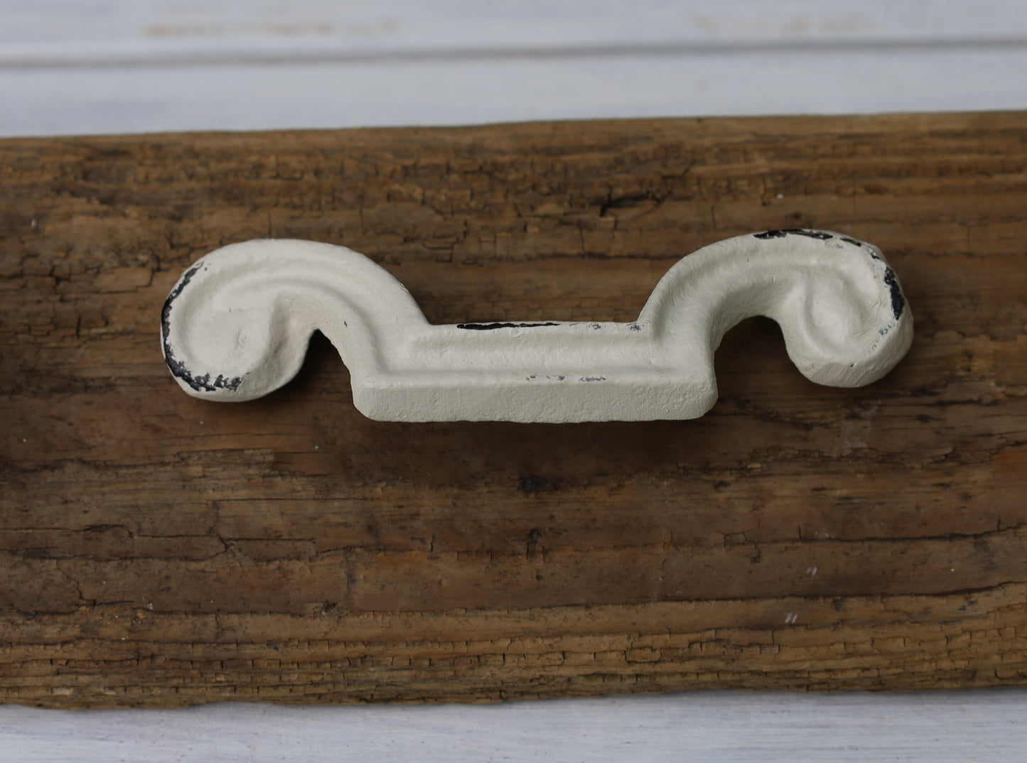 Maniglia per cassetto/pomello per mobili in stile Shabby Chic in ferro color bianco crema