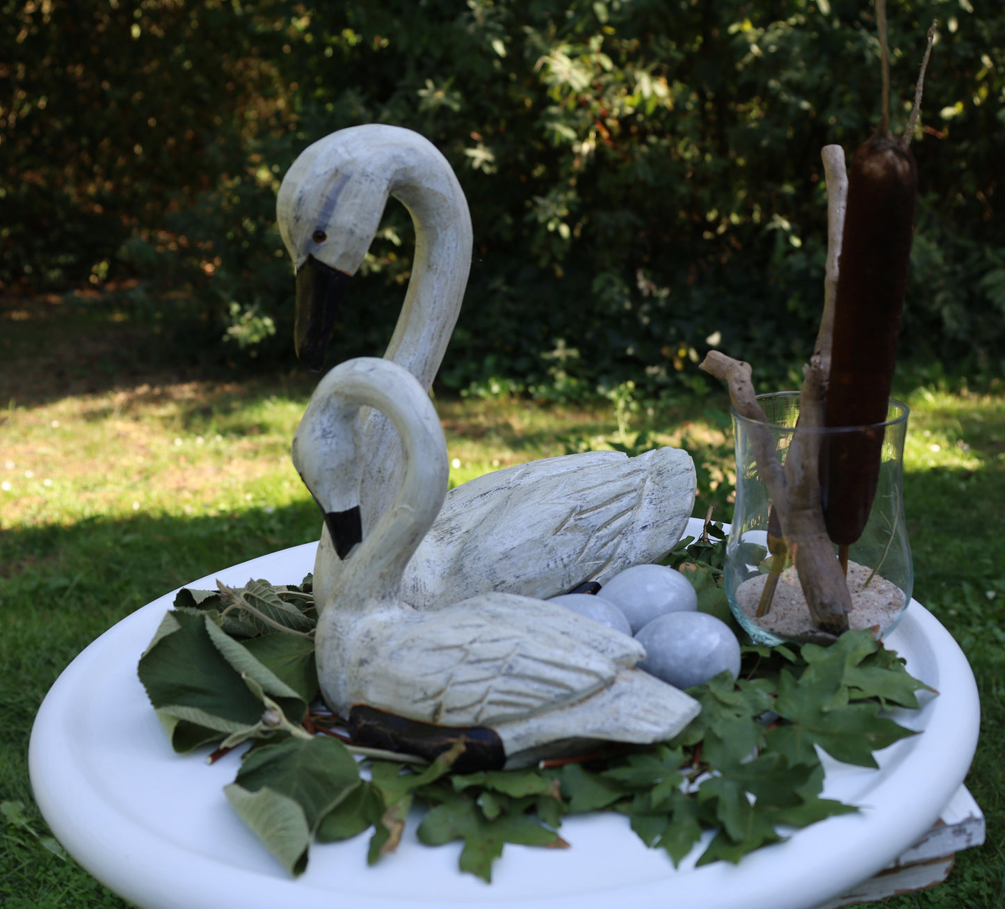 Grande coppia di cigni / cigni in legno, decorazione per matrimonio