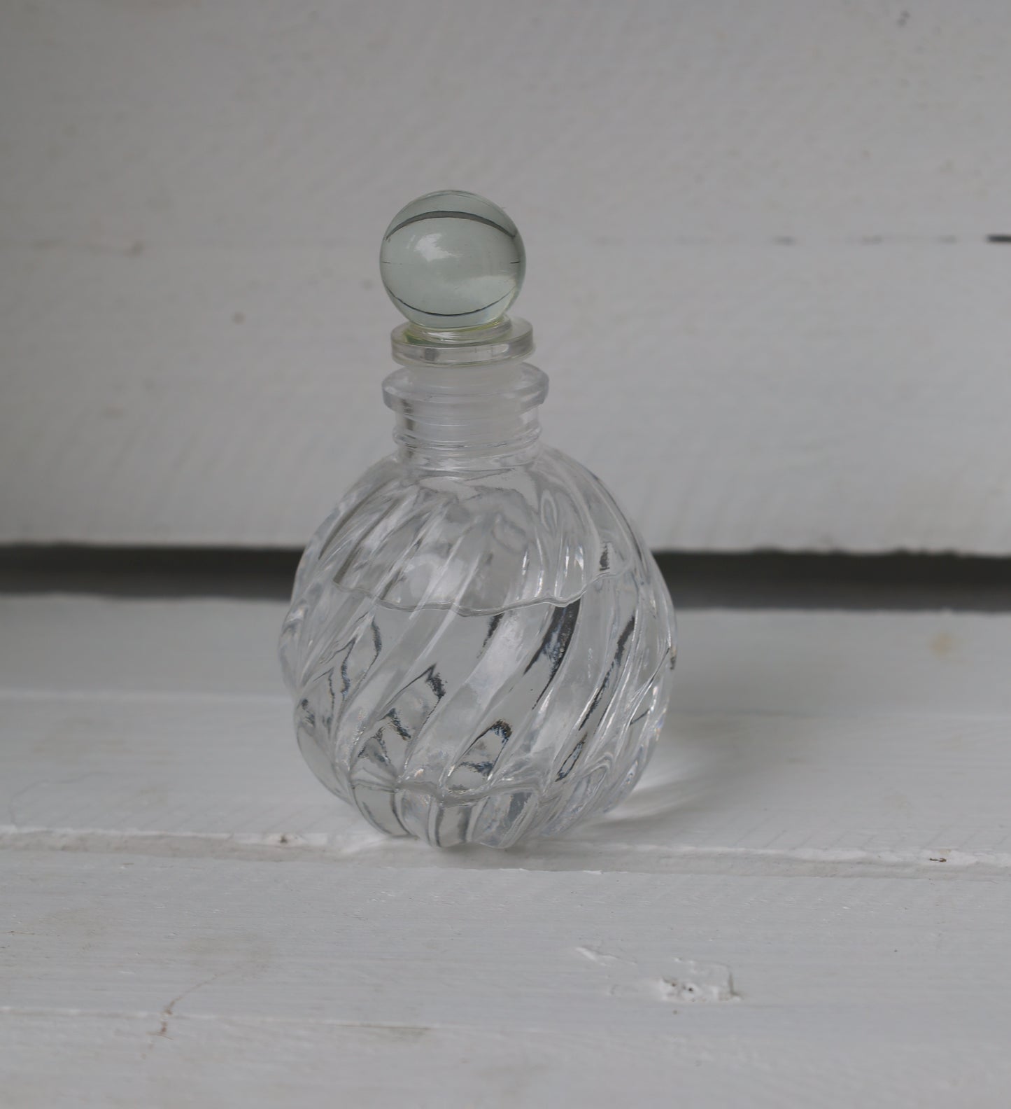 Bottle: Decorative small bottle made of glass