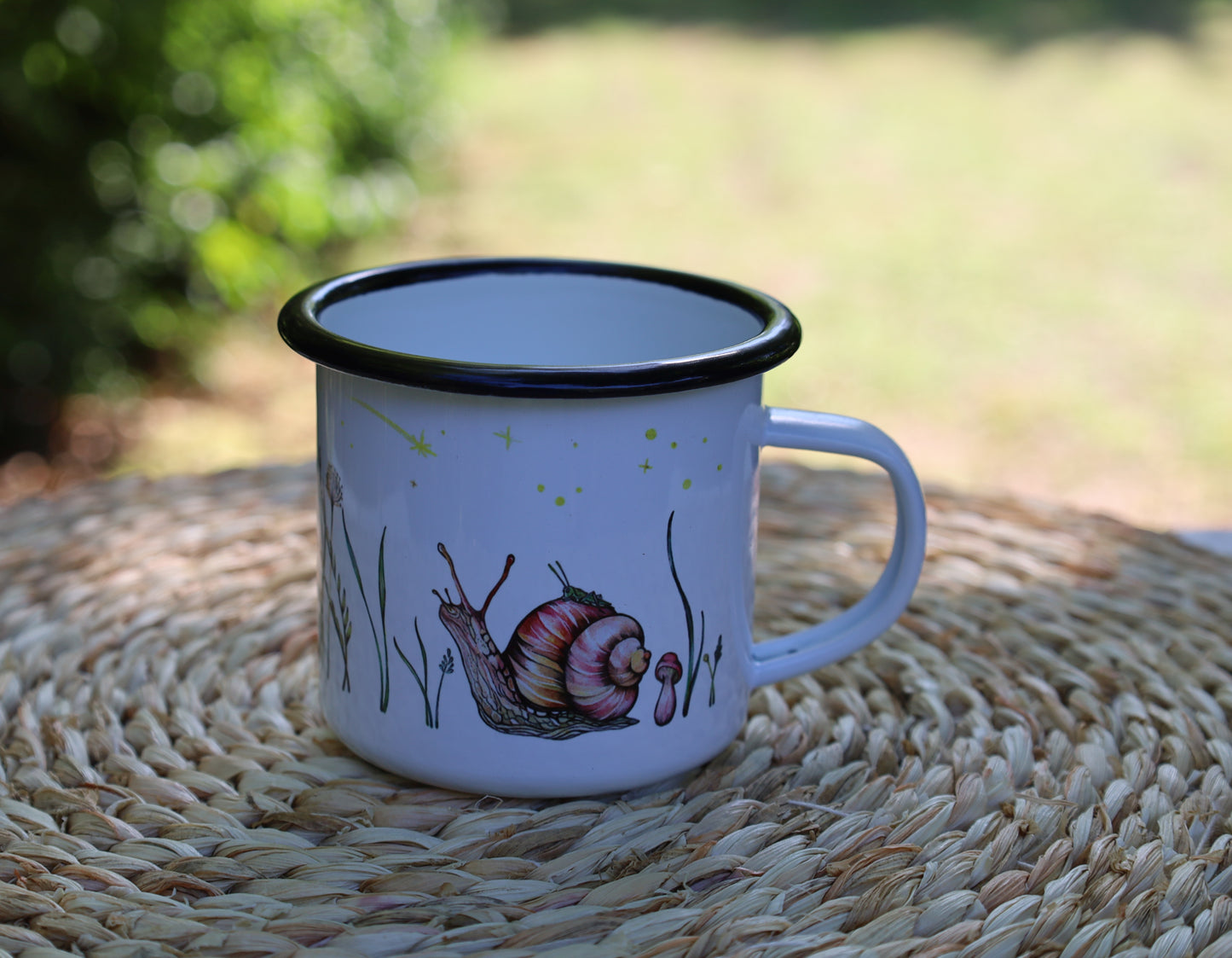 Tazza/boccale smaltato per attività all'aperto
