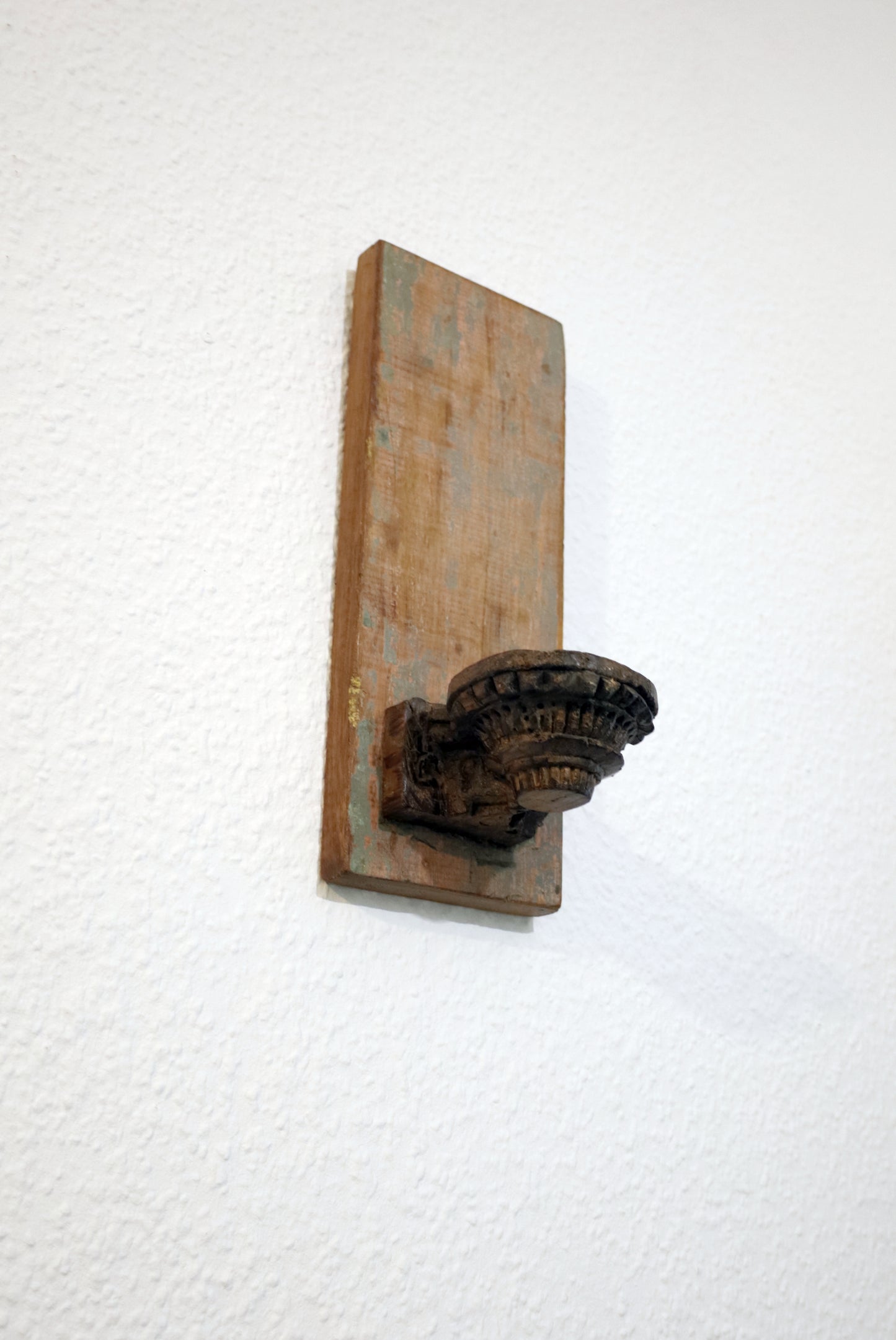 Portacandele / portacandele unico in legno di recupero per la parete