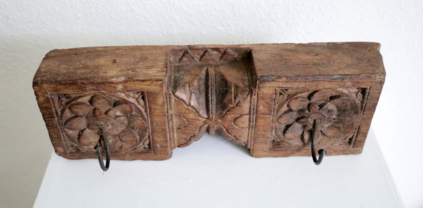 Esclusivo appendiabiti decorativo in legno di recupero