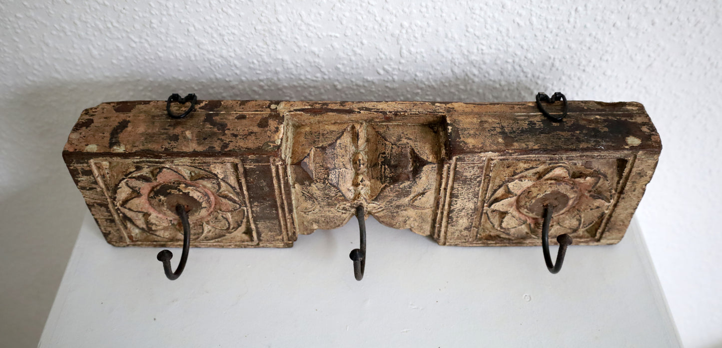 Esclusivo appendiabiti decorativo in legno di recupero