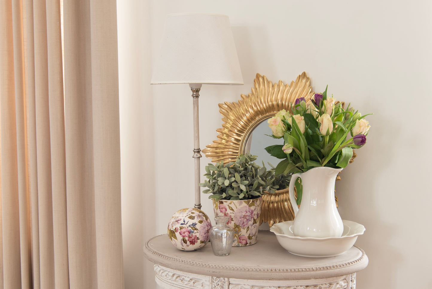 Palla decorativa con motivo floreale in varie dimensioni