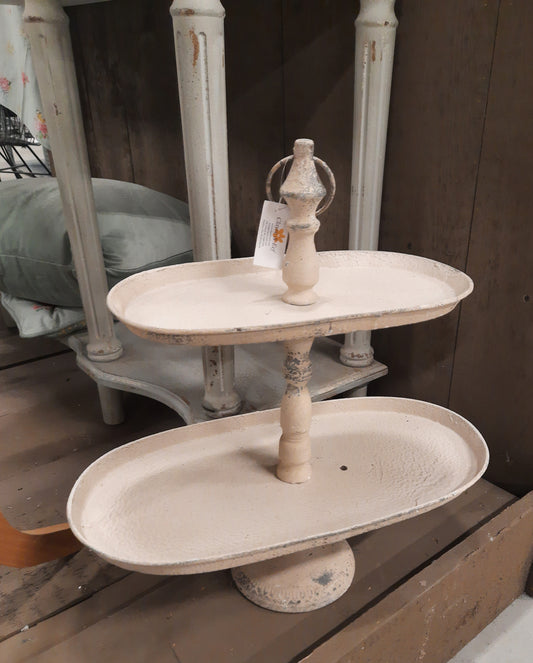 Etagere ovale Shabby Chic a due ripiani in metallo color beige