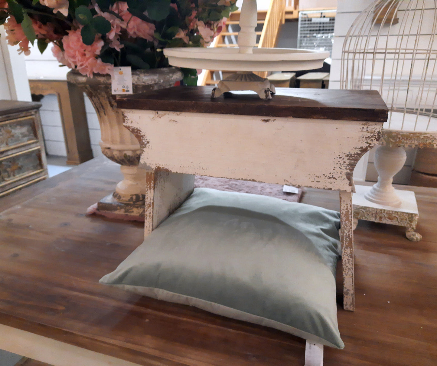 Blumenständer, Pflanzenbank aus Holz im Shabby Stil