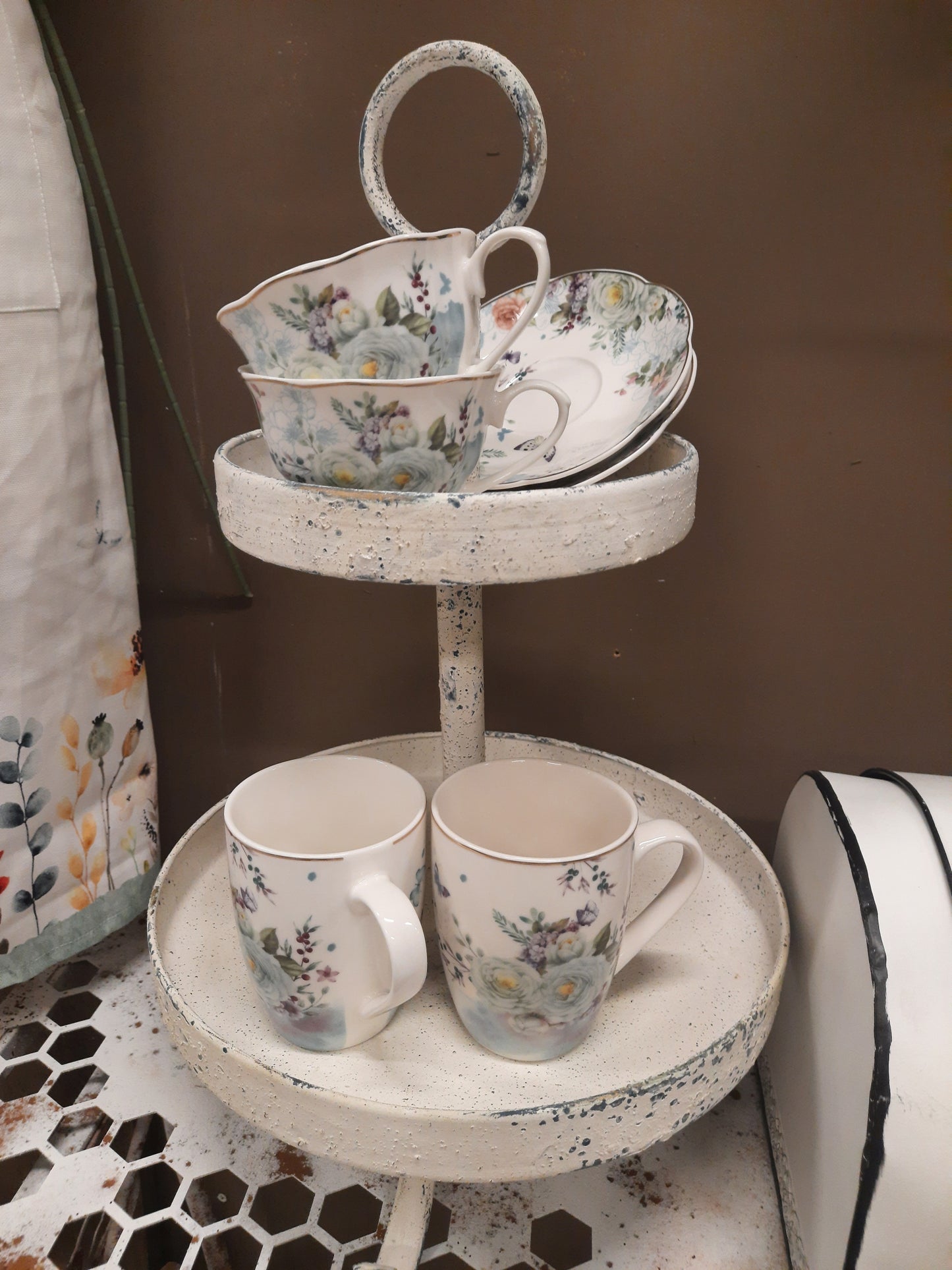 Stoviglie in porcellana, fiori e farfalle pastello blu-bianco, mix &amp; match