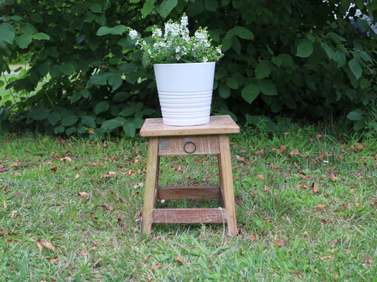 Blumenständer / Beistelltischchen aus Altholz