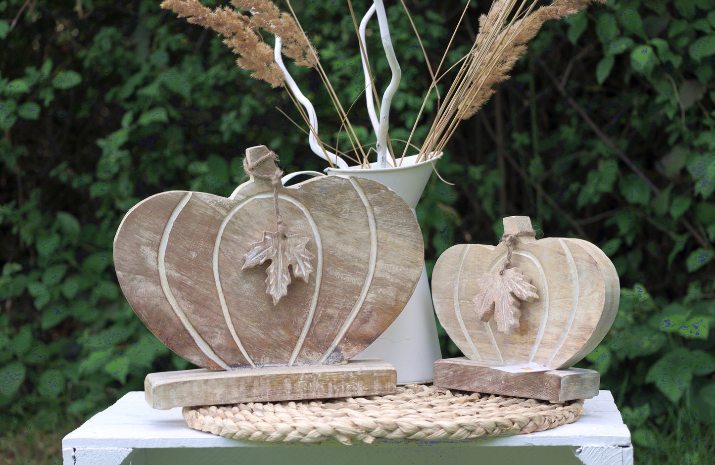 Figura di zucca in legno