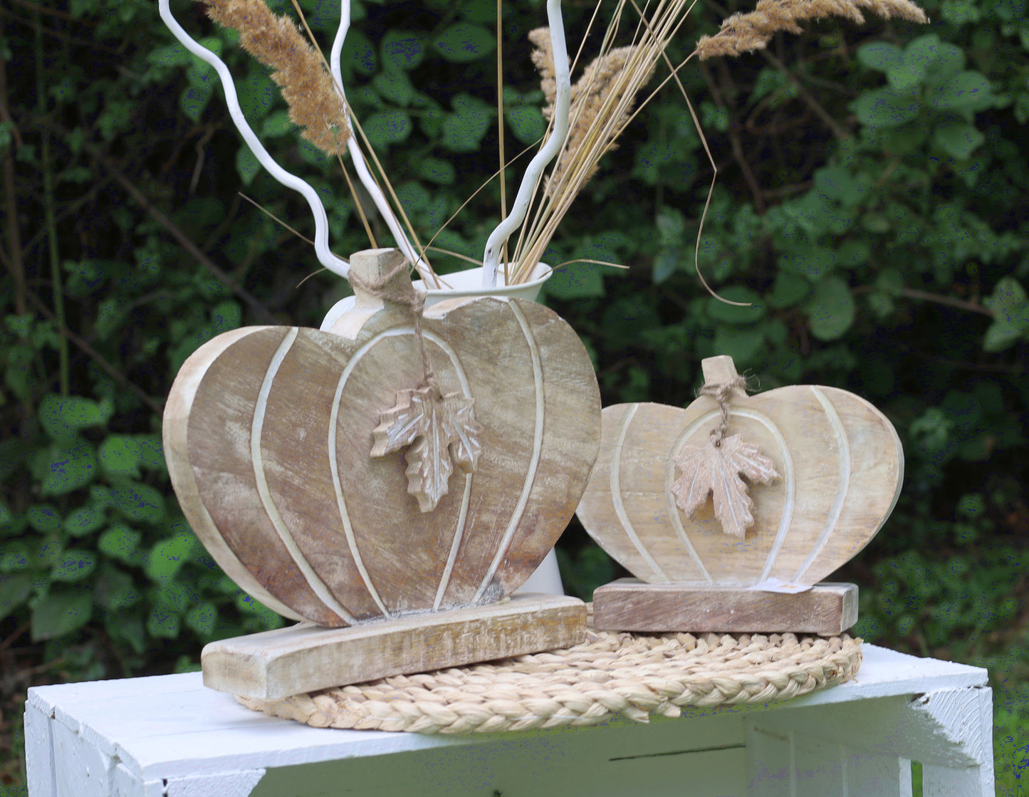 Figura di zucca in legno