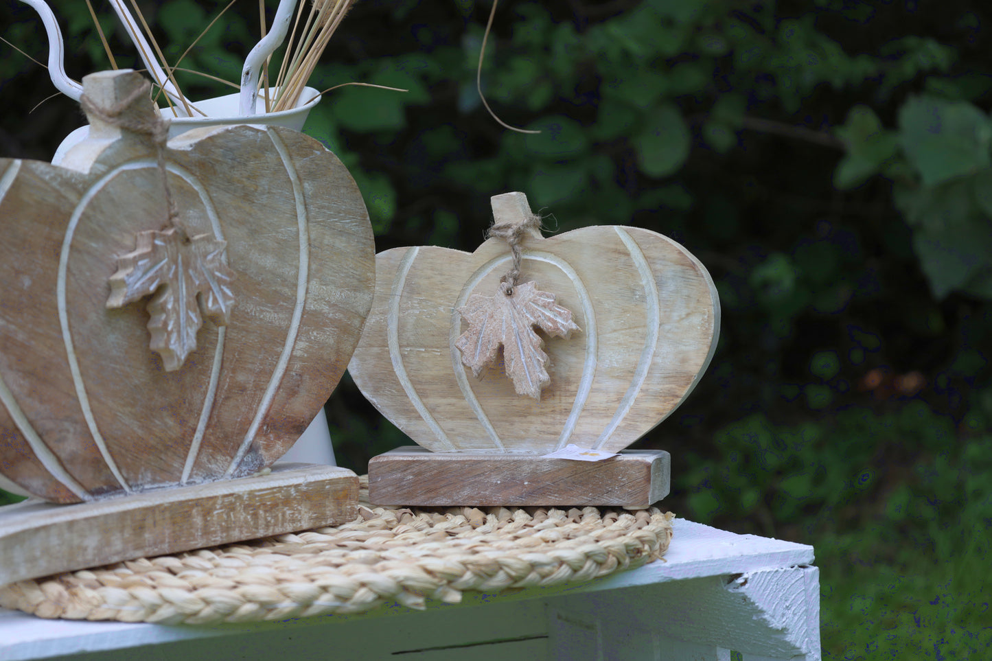 Figura di zucca in legno