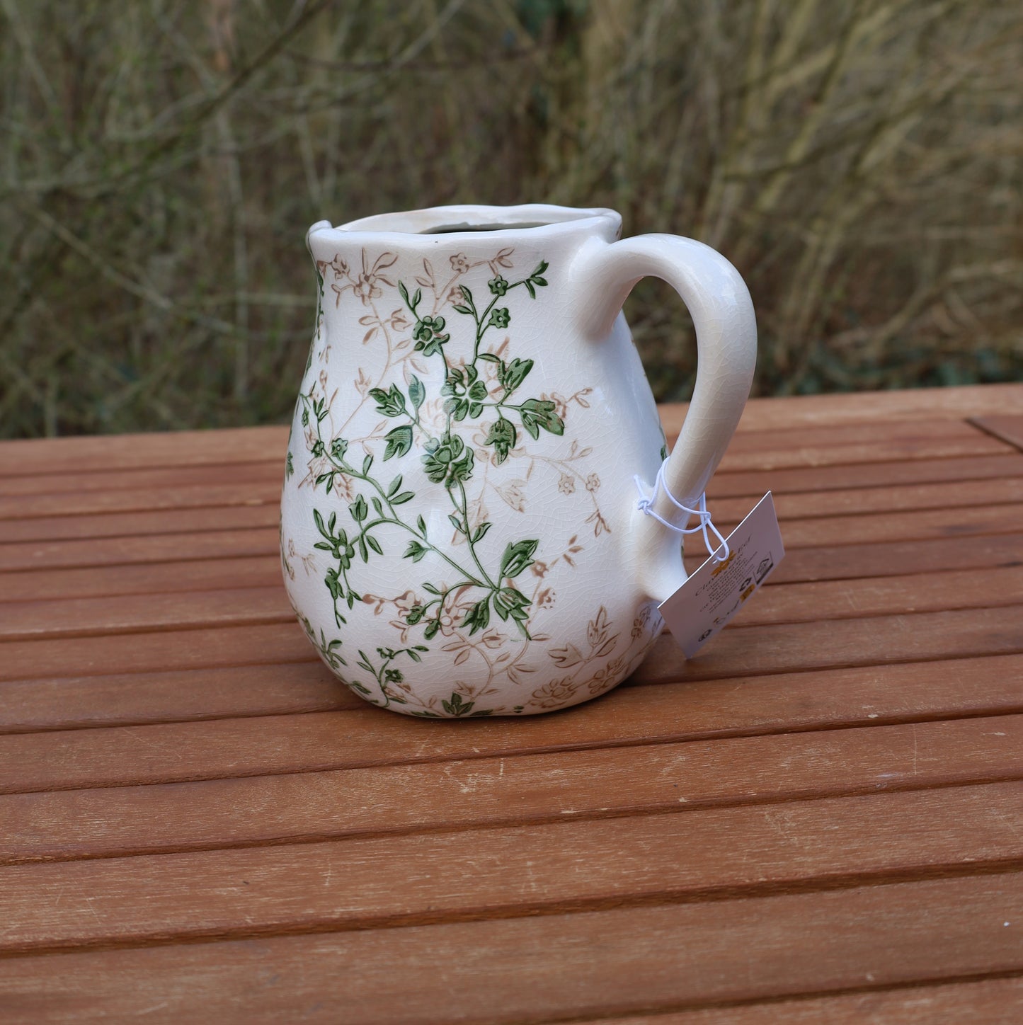 Brocca decorativa in ceramica con motivo a vite verde in beige