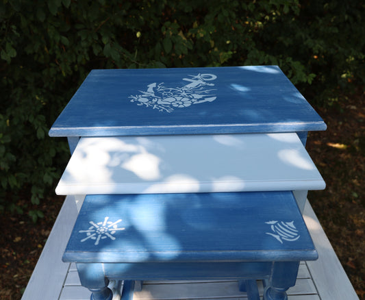 Beistelltische aus Holz in Blau mit maritimen Motiven, 3er Set im Shabby Chic Stil