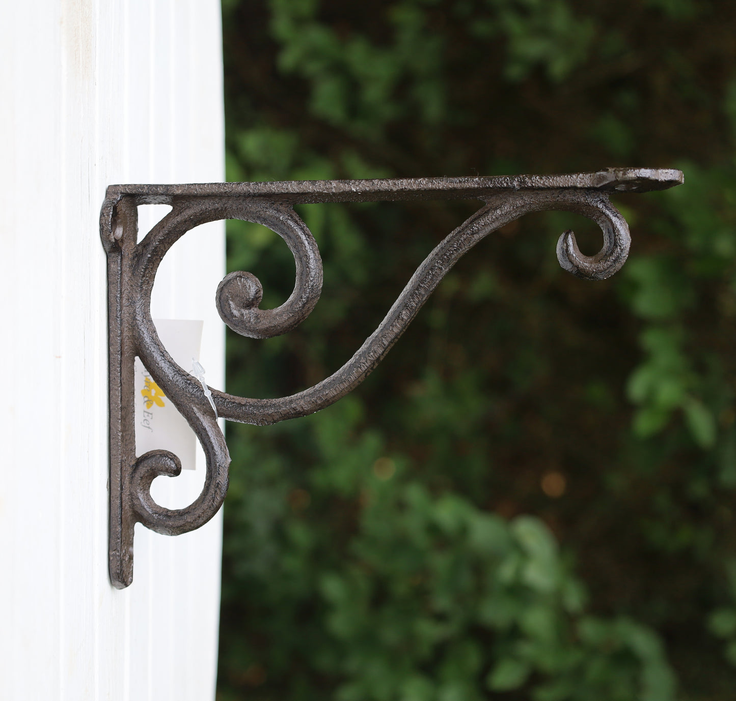 Mensola decorativa / portacestini pensili in ferro in stile rustico