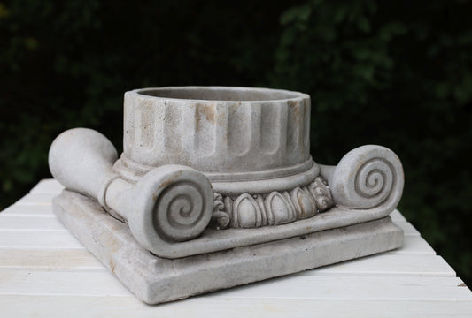 Vaso per piante in pietra fusa grigia, classica colonna antica