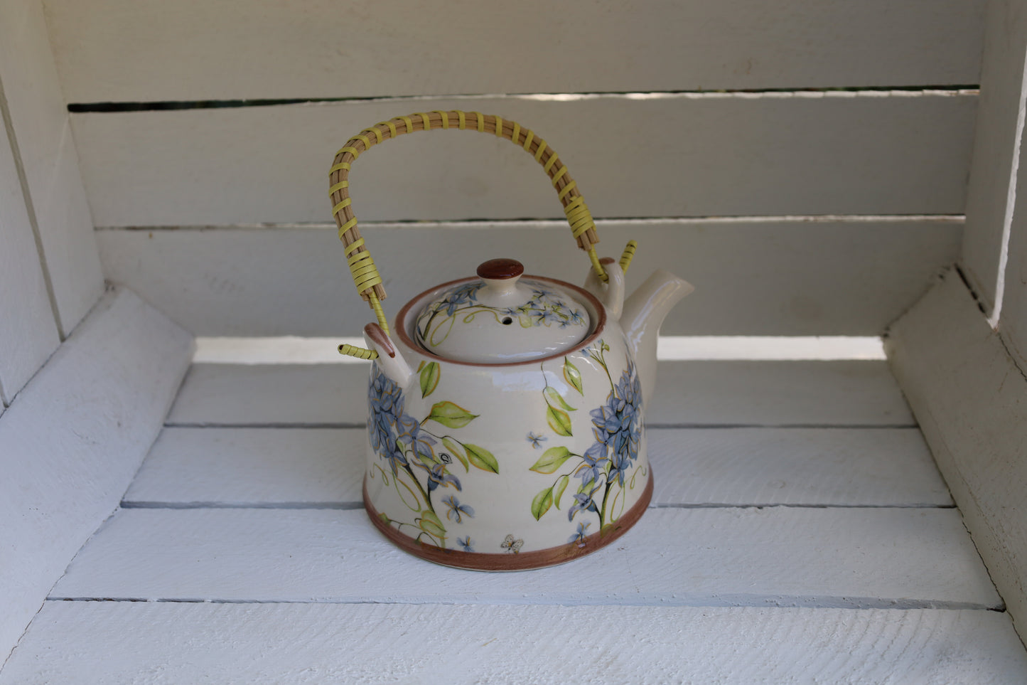 Teiera in ceramica con colino da tè, 800 ml con motivo floreale, stile country 