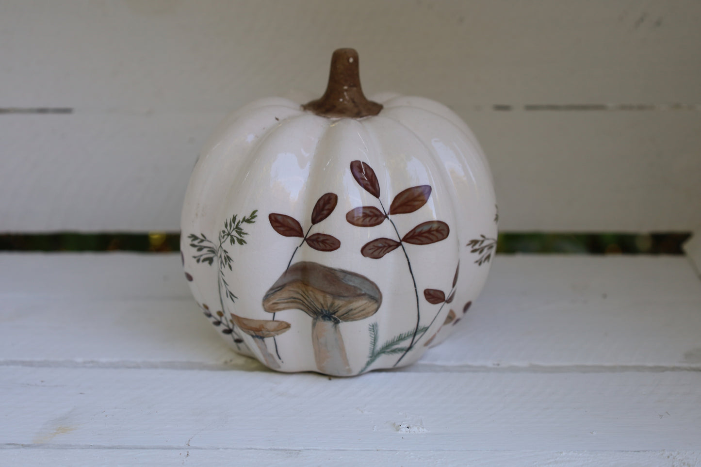 Zucca in ceramica con motivo a fungo autunnale in beige-marrone 