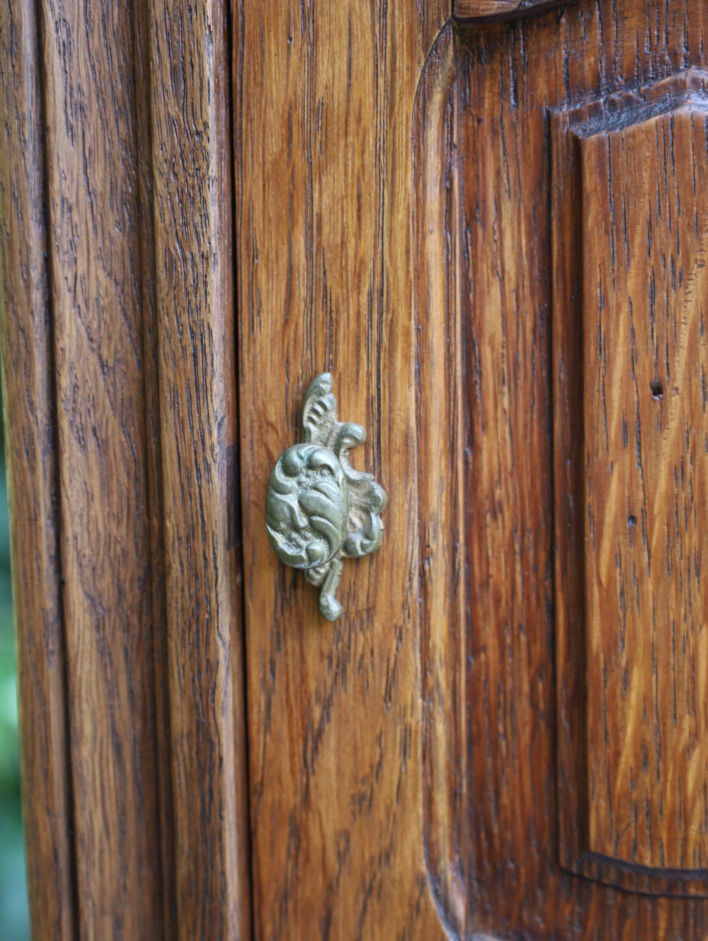 Comodino/mobiletto antico in stile Luigi XV, circa 1870 - 1890, in legno marrone
