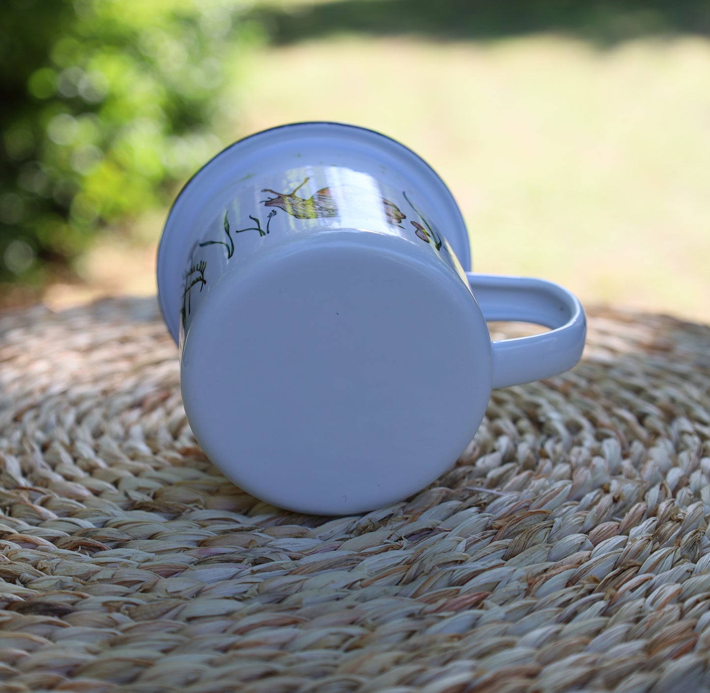 Tazza/boccale smaltato per attività all'aperto