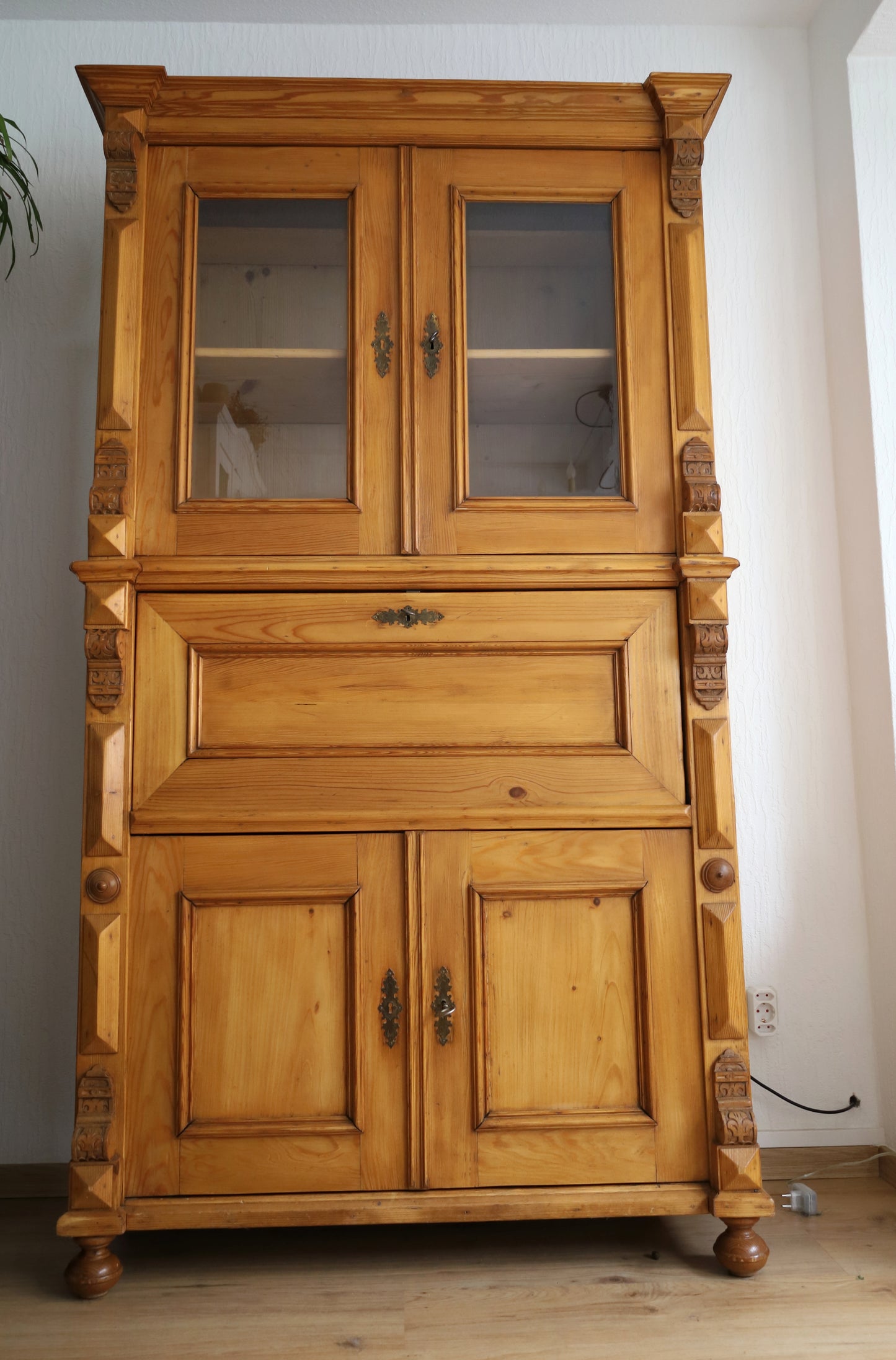 Antiker Sekretär Weichholz Schreibschrank Gründerzeit, restauriert, wohnfertig
