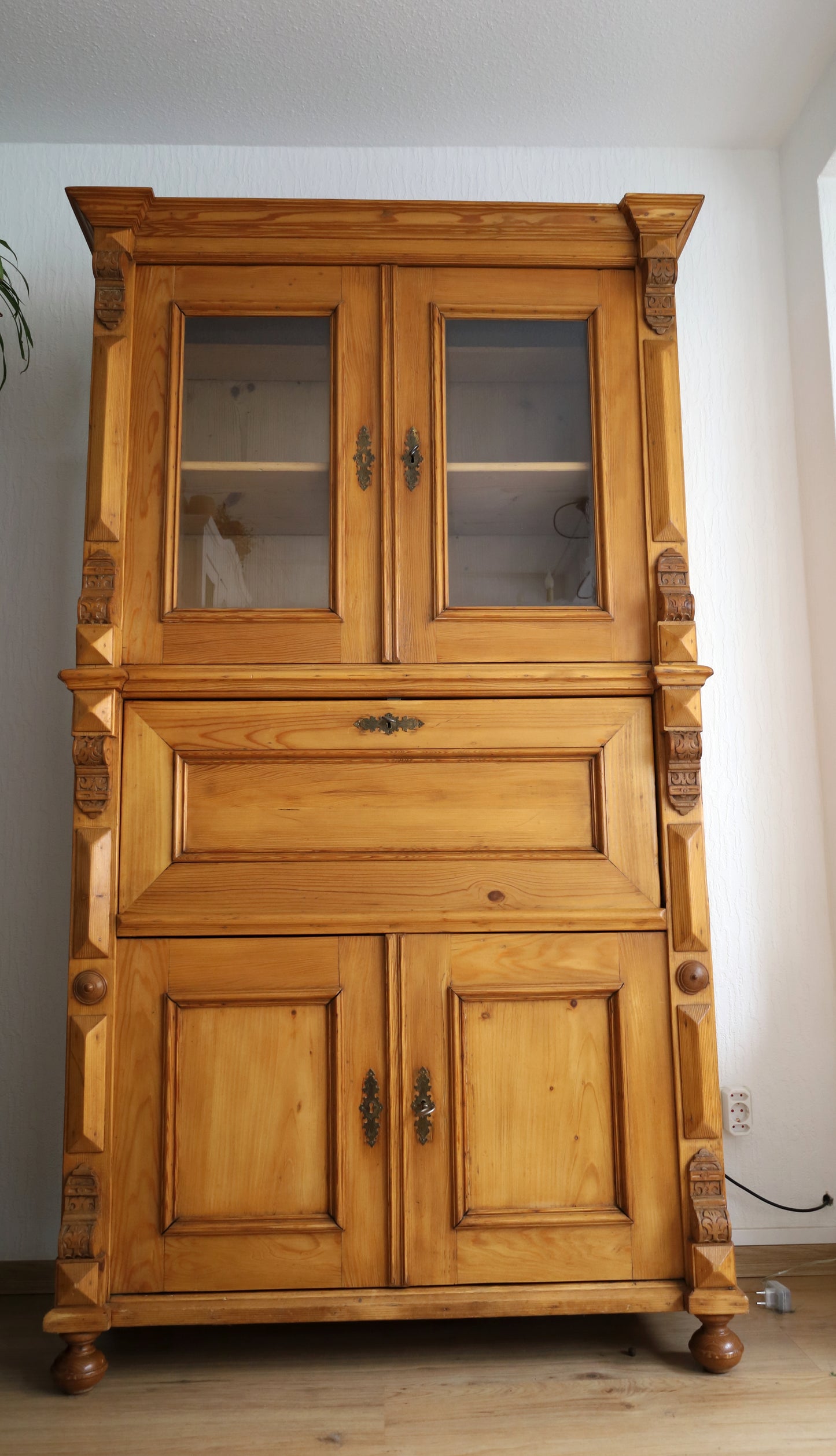 Antiker Sekretär Weichholz Schreibschrank Gründerzeit, restauriert, wohnfertig
