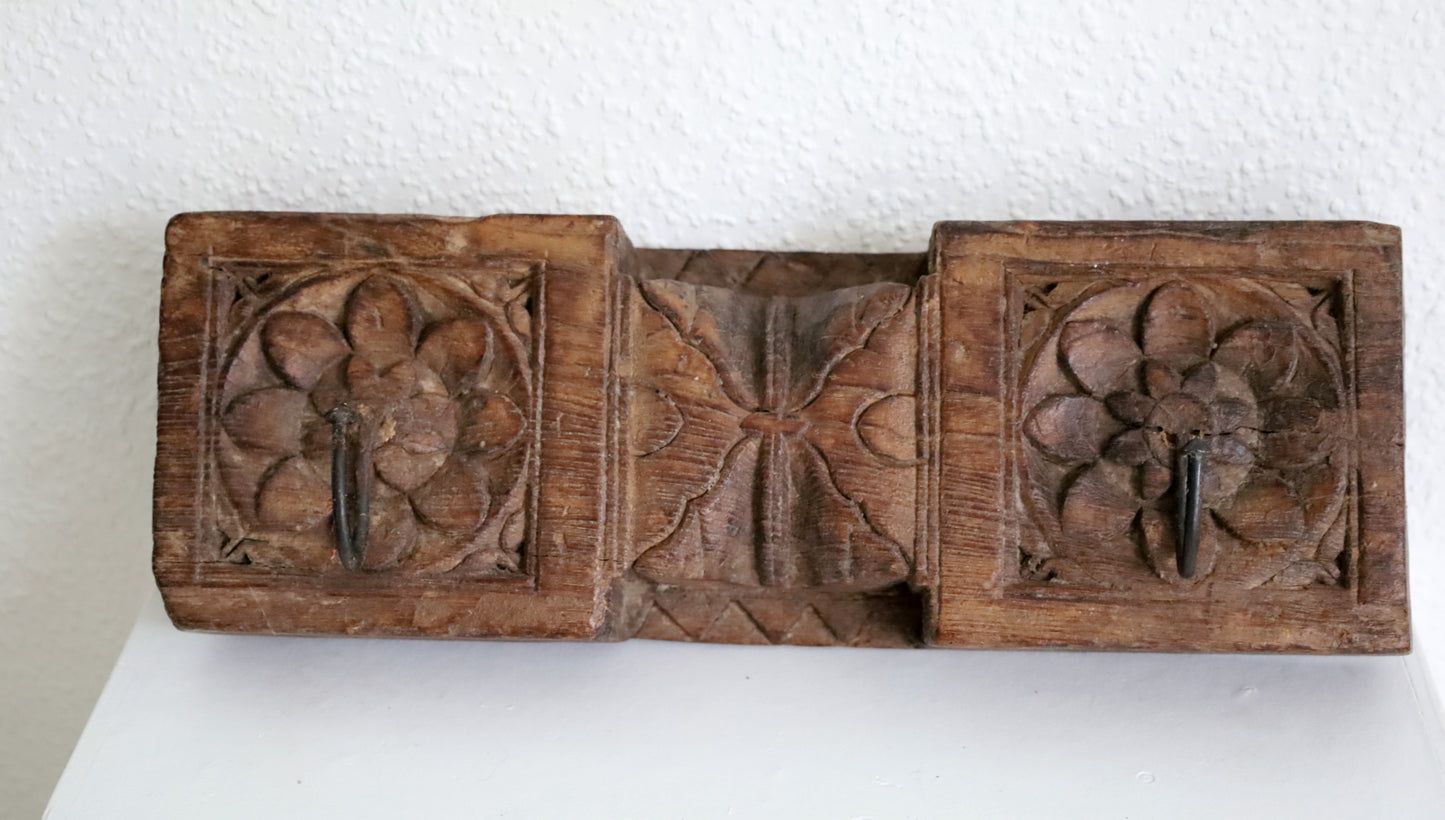 Esclusivo appendiabiti decorativo in legno di recupero