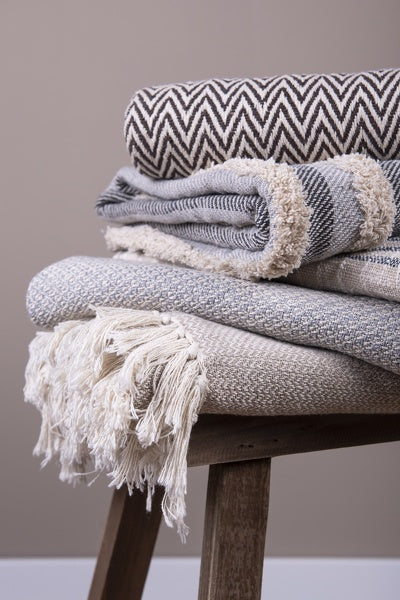 Plaid/coperta in 100% cotone nei colori blu e bianco